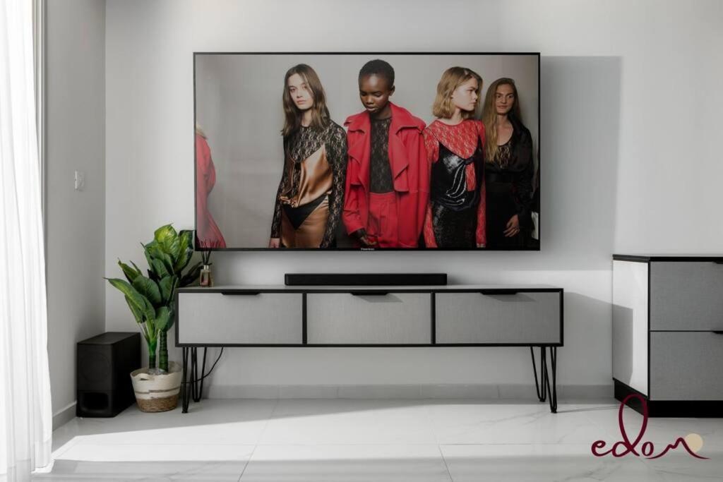 סוויטה משפחתית מרווחת עם נוף לים - By Edom Apartment Eilat